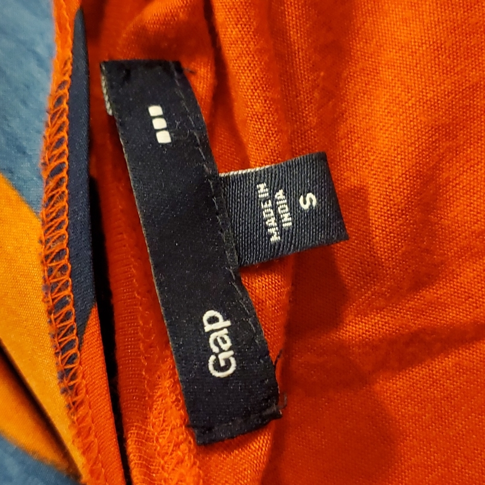 Gap - Picture 6 of 7